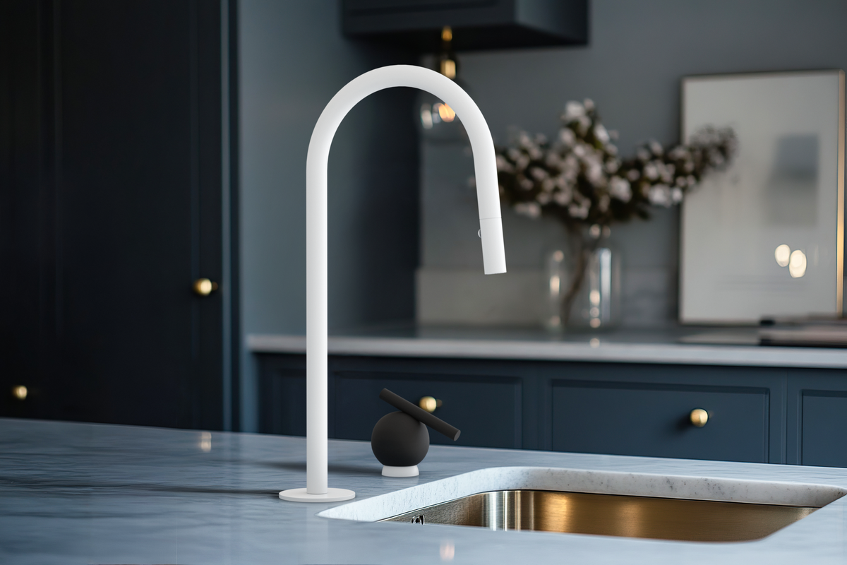 MARIE C35 | Handle