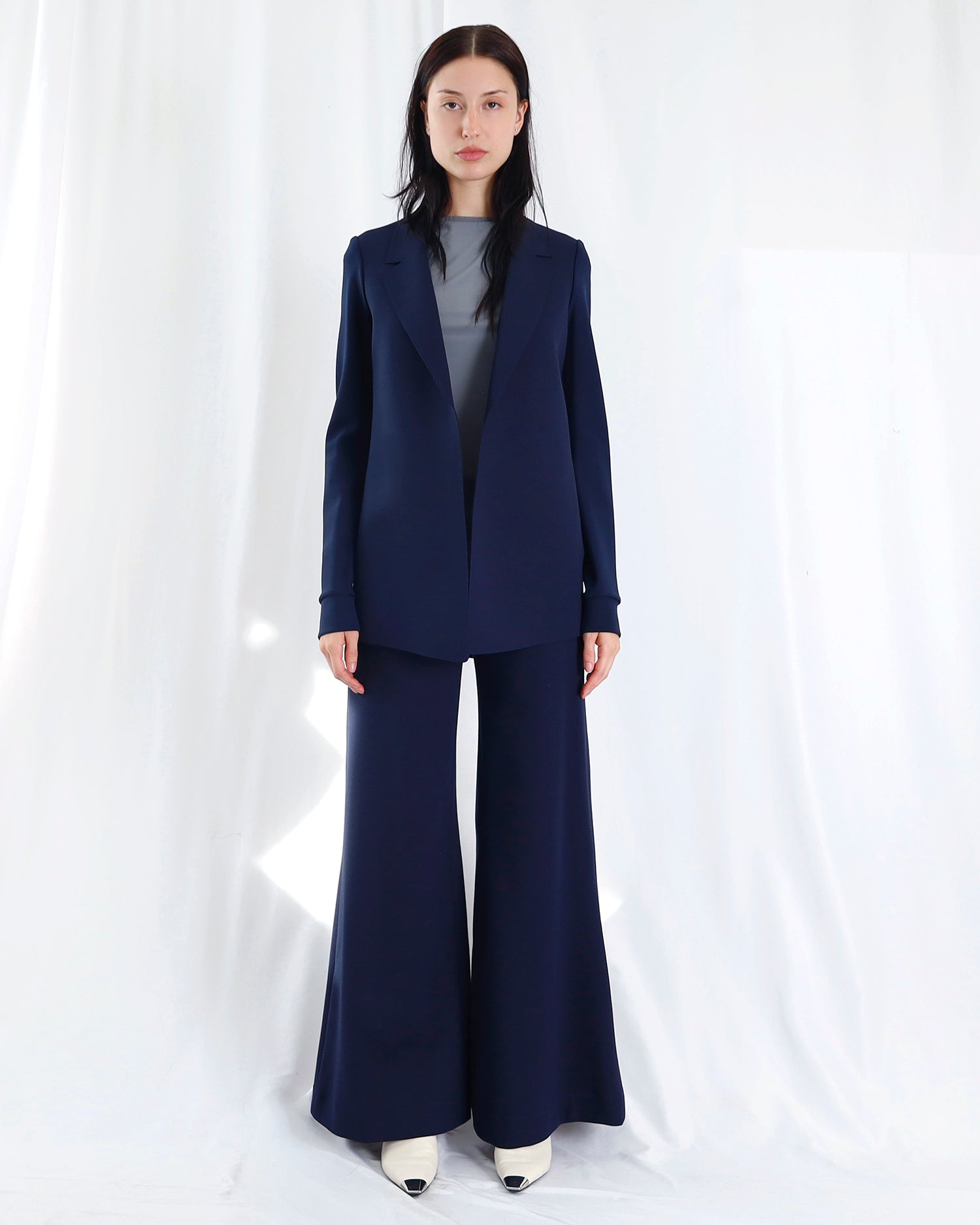 Maison Marie Saint Pierre | Jacket | MUGARITZ | Deep Blue | Pants | AVALON2 | Deep Blue