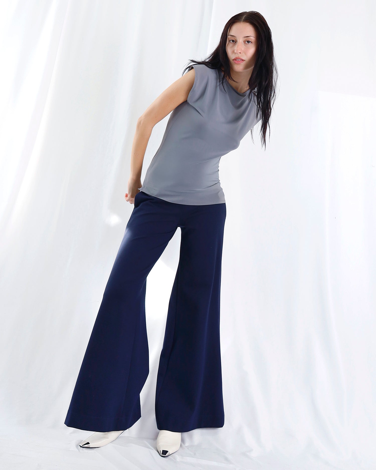 Maison Marie Saint Pierre | Top | ROSALIE2 | Charcoal | Pants | AVALON2 | Deep Blue