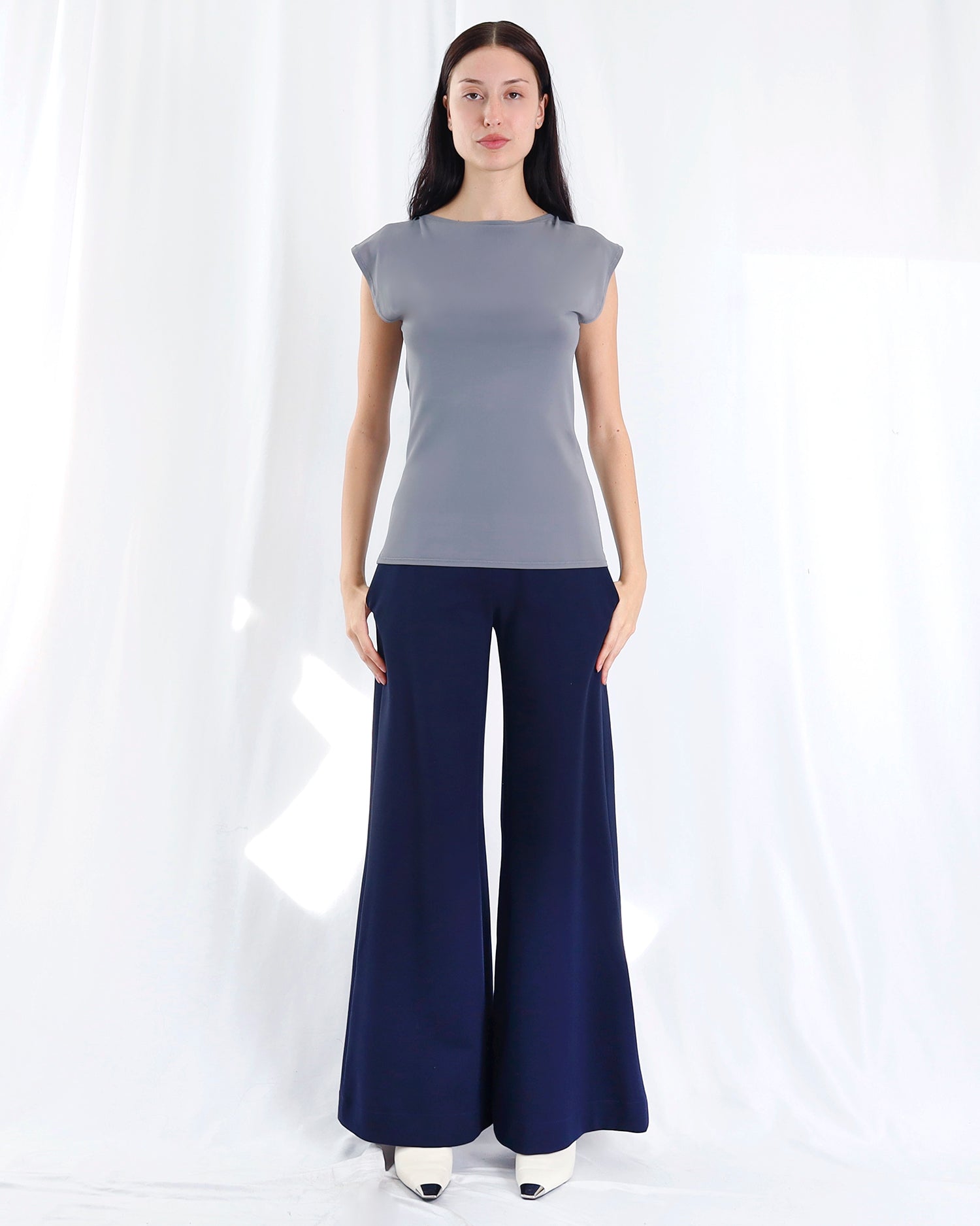 Maison Marie Saint Pierre | Top | ROSALIE2 | Charcoal | Pants | AVALON2 | Deep Blue