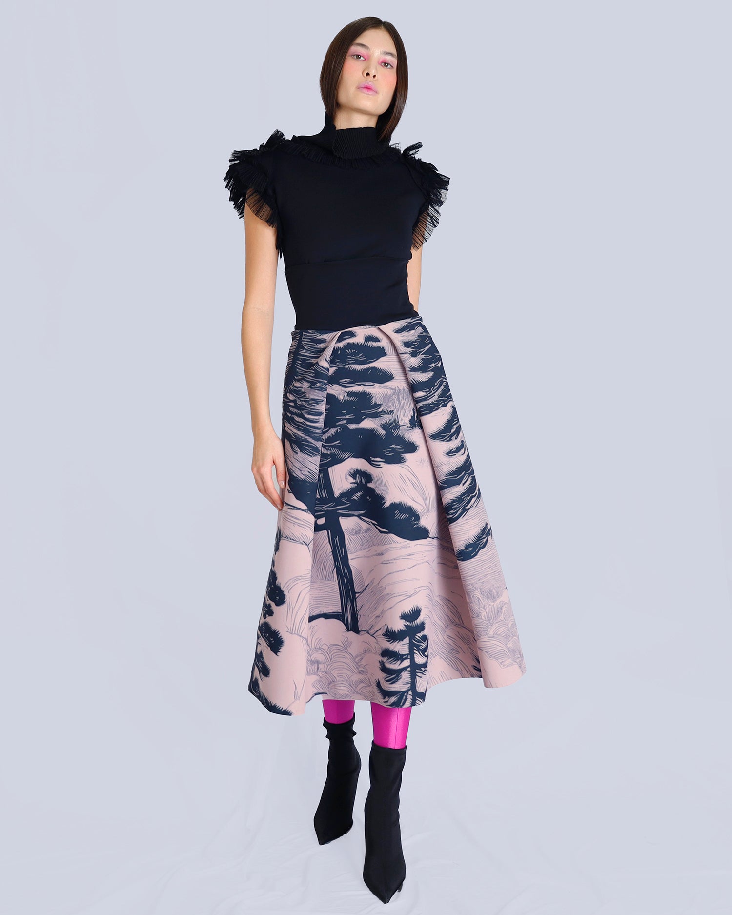 Maison Marie Saint Pierre | Skirt | NAOMI | Blossom Pine | Top | NAMIR | Black