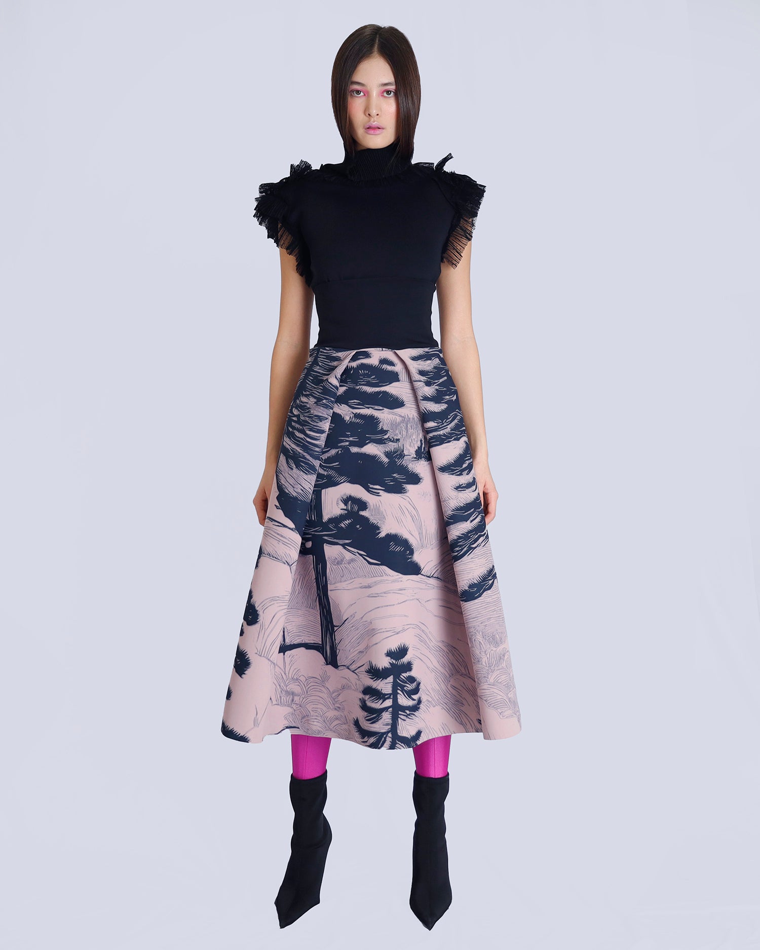 Maison Marie Saint Pierre | Skirt | NAOMI | Blossom Pine | Top | NAMIR | Black