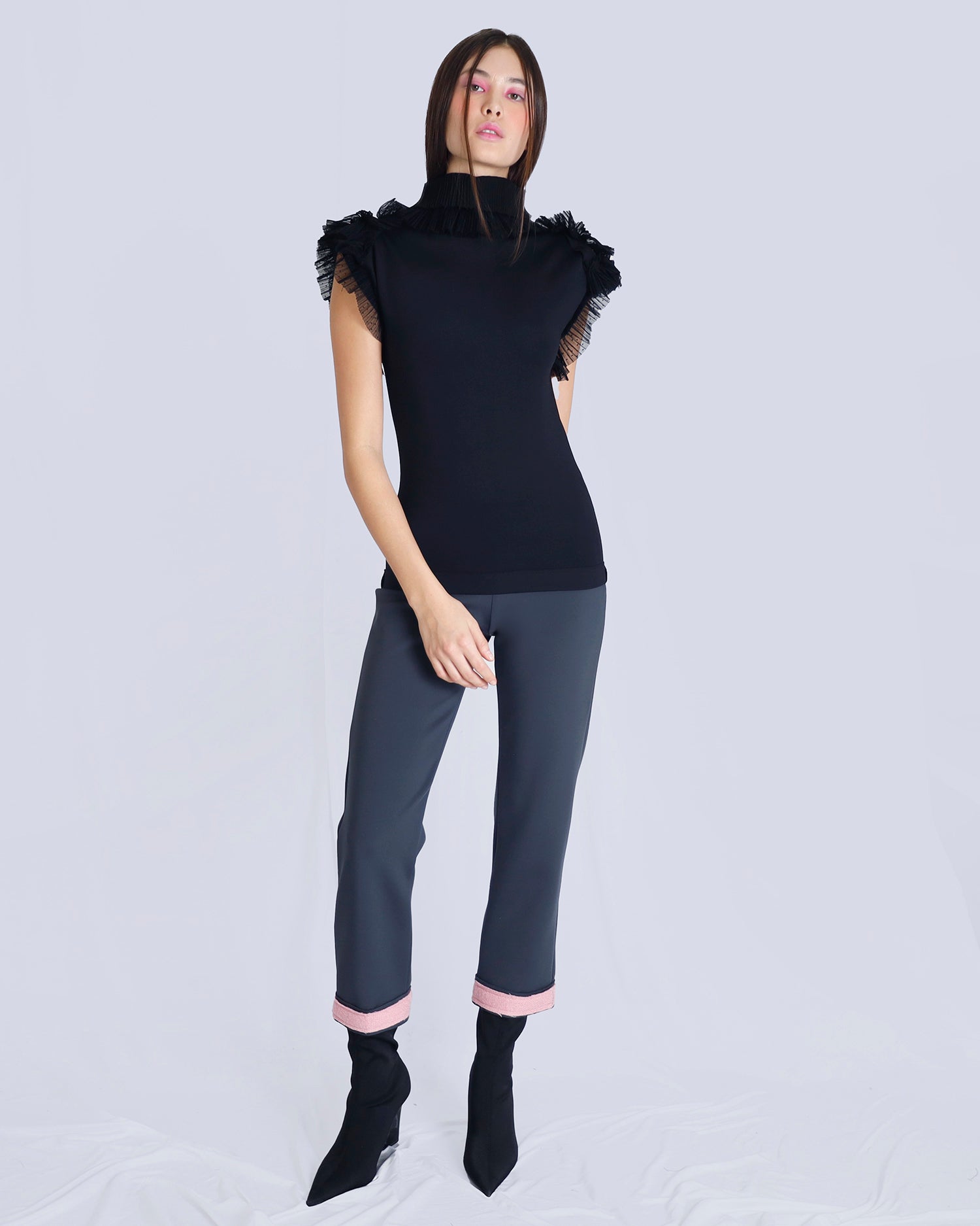 Maison Marie Saint Pierre | Pants | NESSA | Dark Charcoal | Dolly Pink | Top | NAMIR | Black