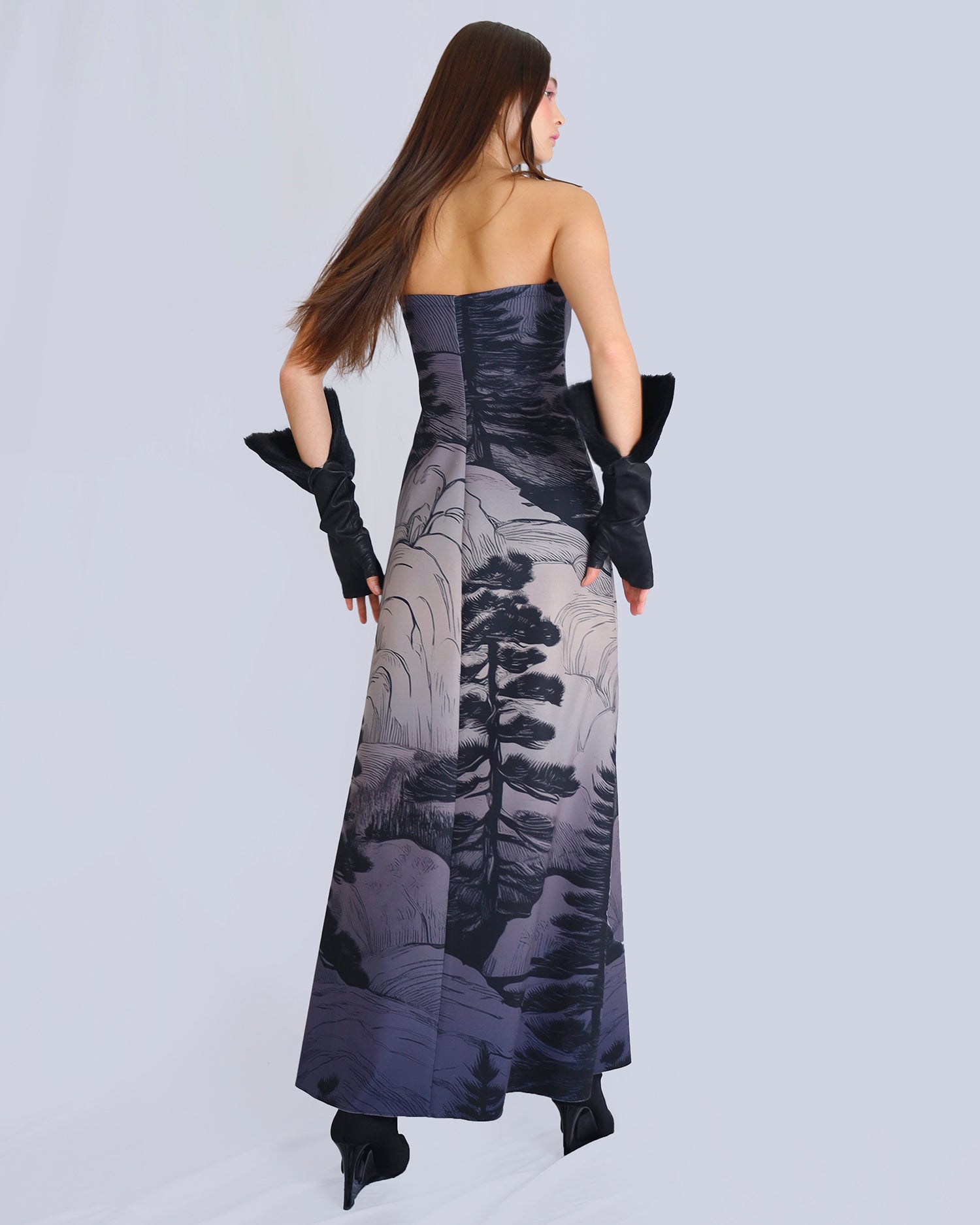 Maison Marie Saint Pierre | Dress | NANCY | Deep Blue Pine | Gloves | VICE | Black