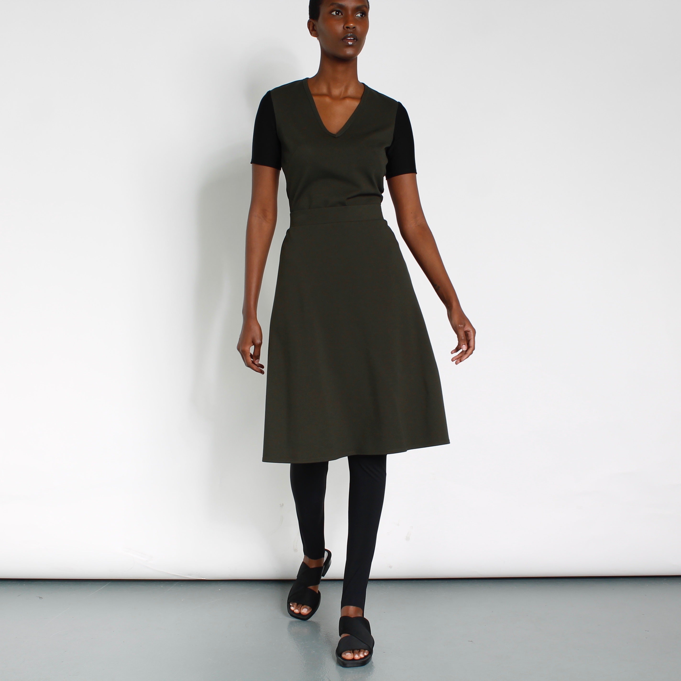 Skirt NITRAILLE2 | Khaki | Maison Marie Saint Pierre