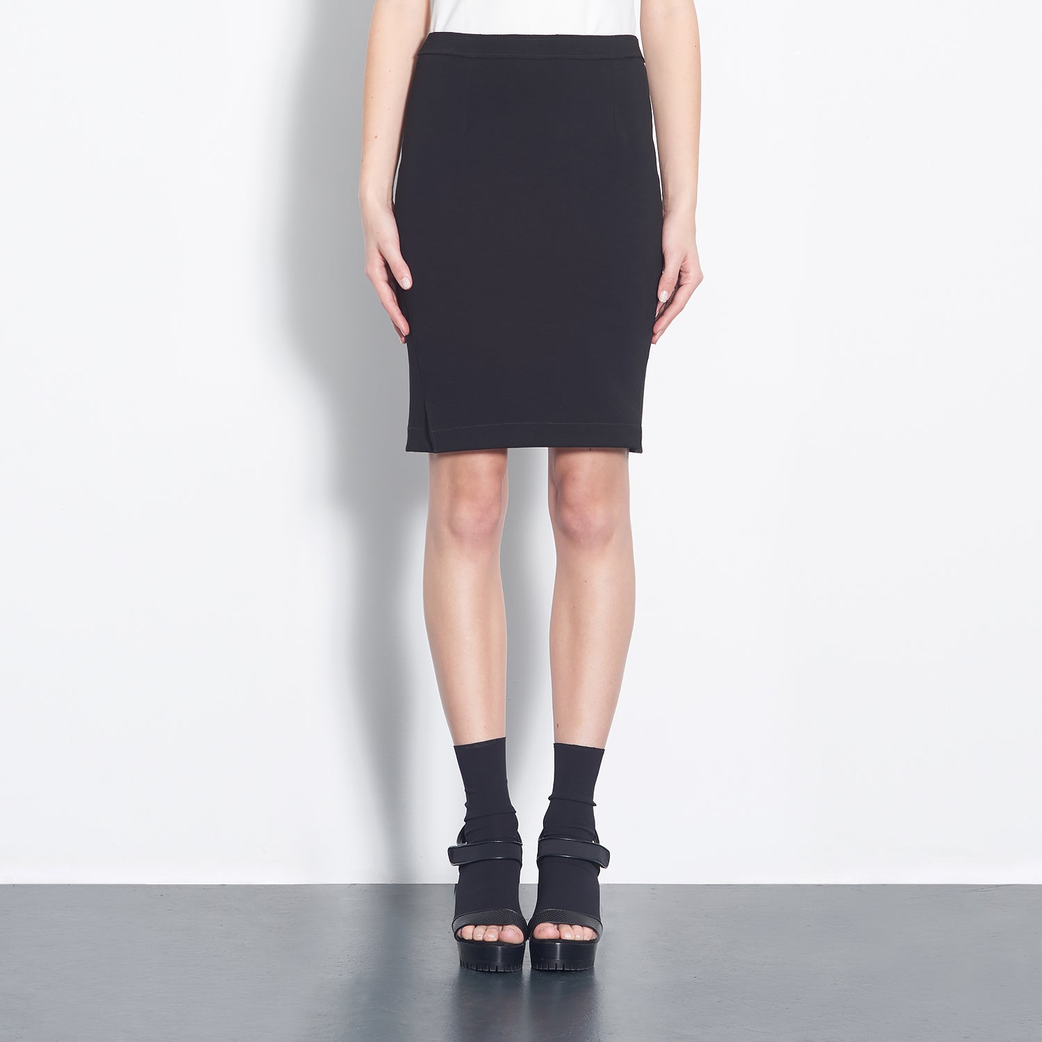 Maison Marie Saint Pierre | Skirts | Mini Skirts | Levy | Black