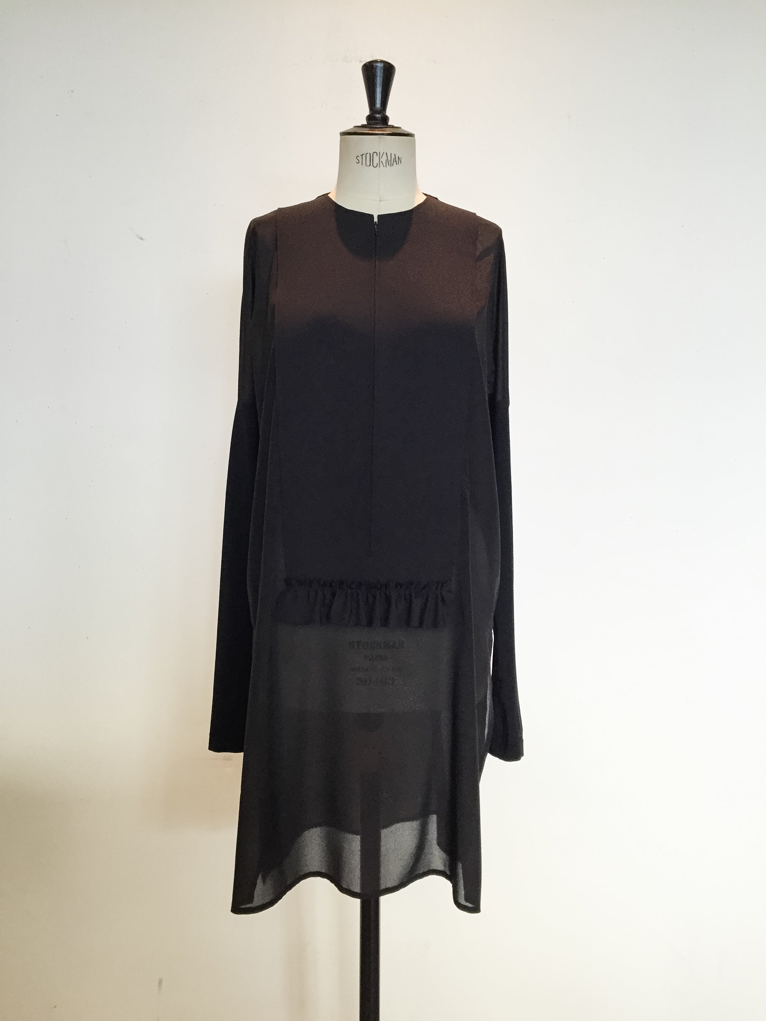 Robe Astoria | Black