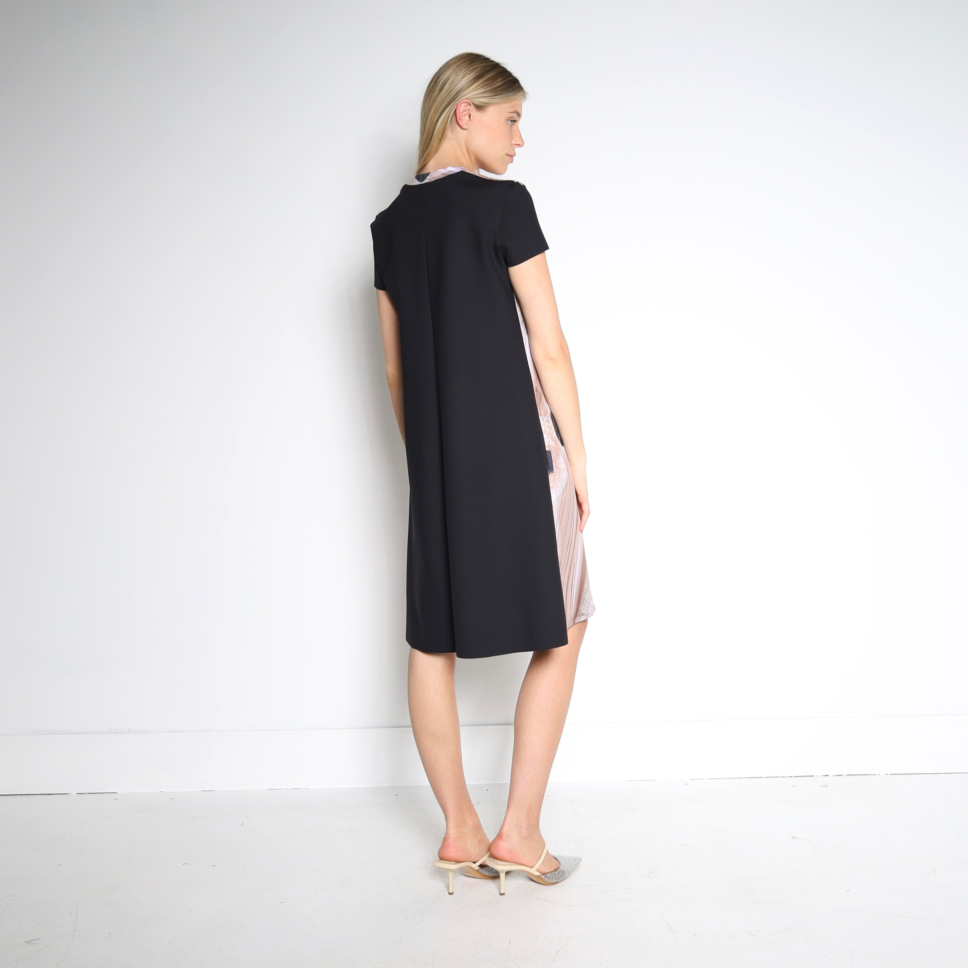 Dress TOSCANE | Abstract Print/Beige/Black | Maison Marie Saint Pierre