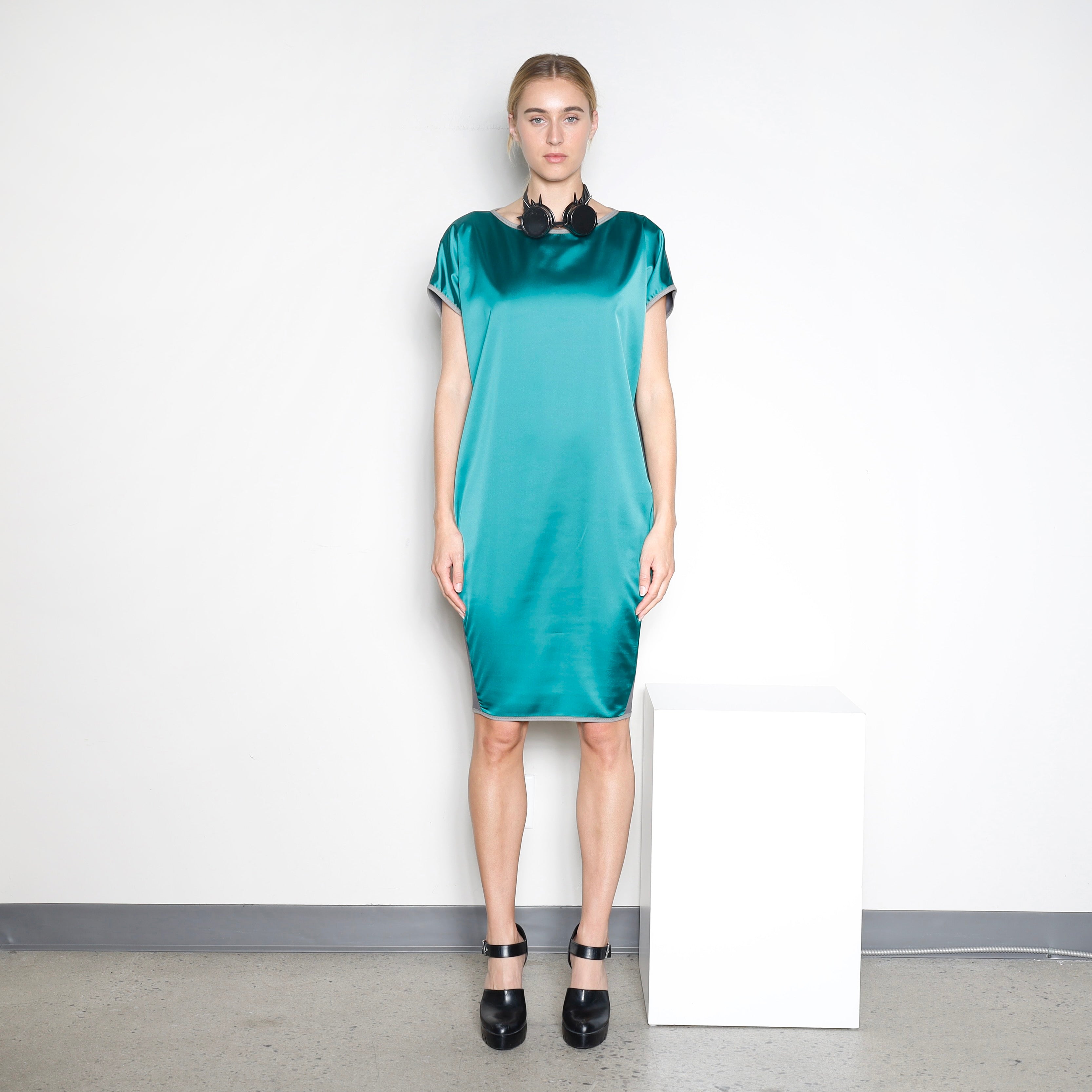 ZAMILTON Dress | Emerald/Pewter | Maison Marie Saint Pierre